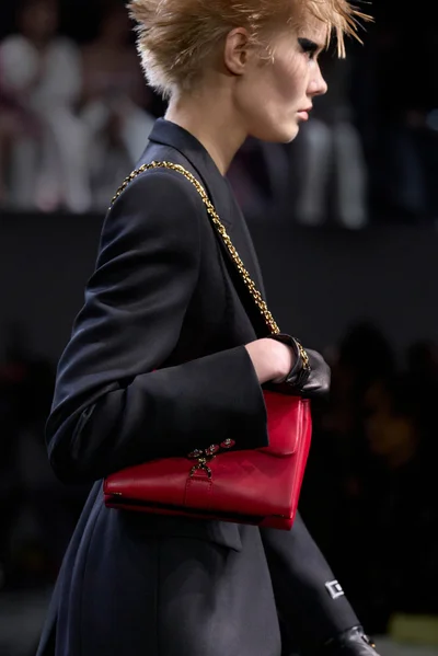Look 7